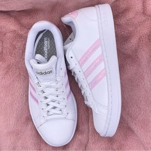 Adidas grand court cloudfoam comfort leather white sneakers Size 6 1/2 3striped